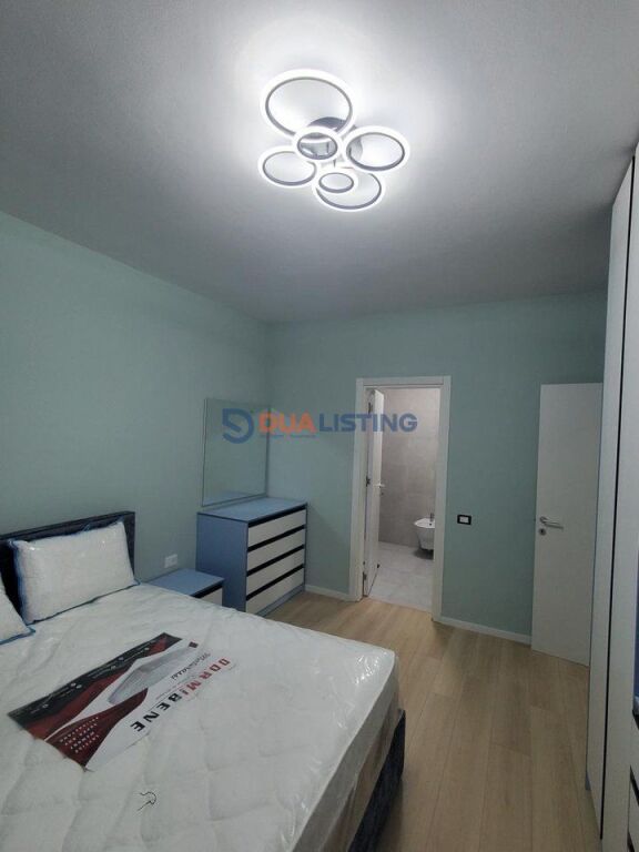 Affittiamo appartamento 2+1+2 con posto auto presso Met Invest, Lago Secco.