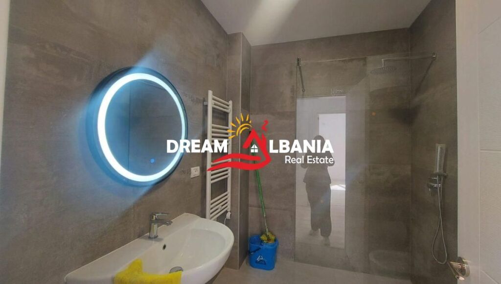 Apartment 2+1+2 for rent at the Former Exhibition near the Court in Tirana (ID 42214415)