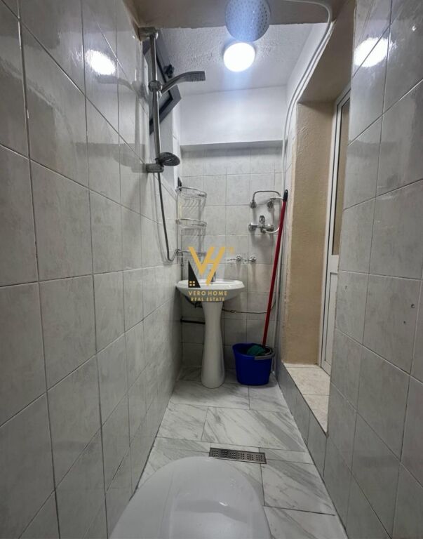 AFFITTASI APPARTAMENTO 1+1+BLK AL PAZARI I RI 40.000 LEKE