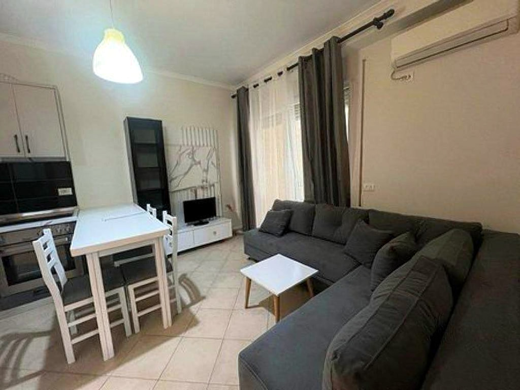 Affittasi appartamento 2+1 presso Kodra e Diellit!