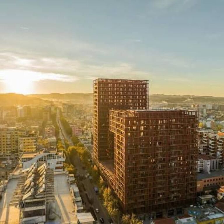 🏢 NEGOZIO PREMIUM IN AFFITTO – TIRANA GARDEN BUILDING