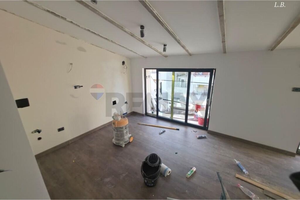 Shitet Apartament 1+1!