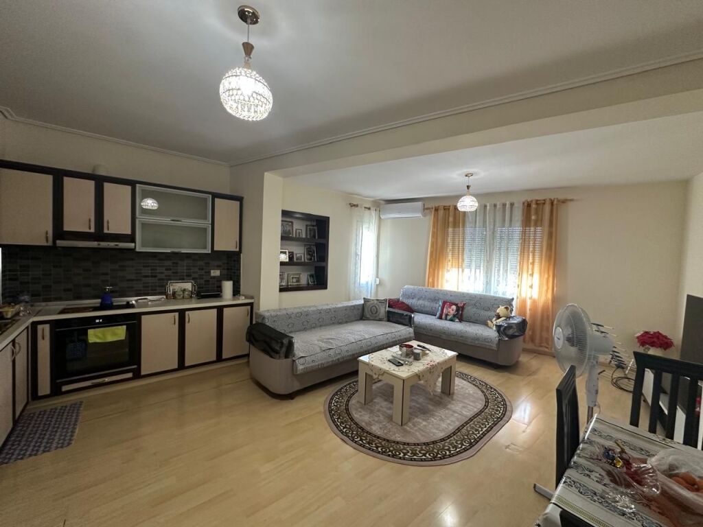 🏢Oxhaku , shitet apartament 1+1, 9,500,000Leke