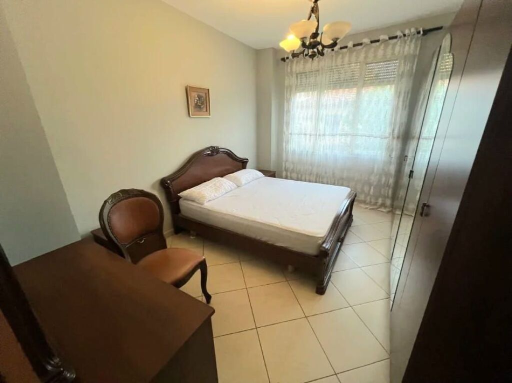 Apartament me qera 1+1- 📍Rruga Fortuzi - 500 mije leke