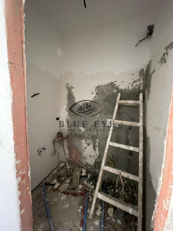 Villa su due piani in vendita a Durrës, ex fabbrica di mattoni