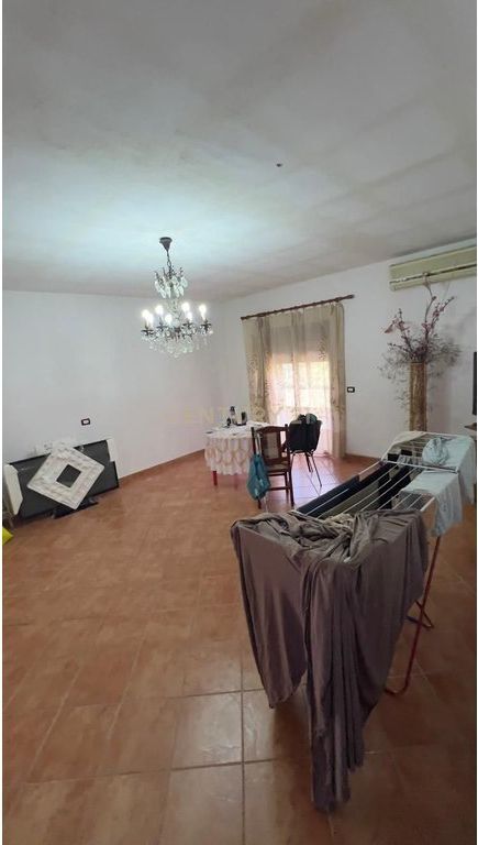 Apartament 2+1 Për Shitje në Drejtoria e Policisë, Durrës