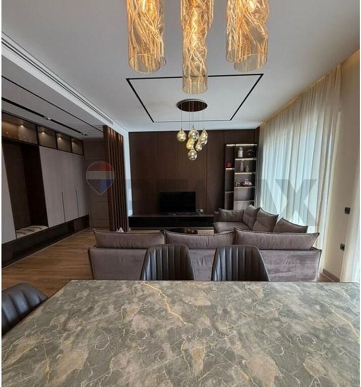 Shitet apartament 2+1 te Deliorgji.