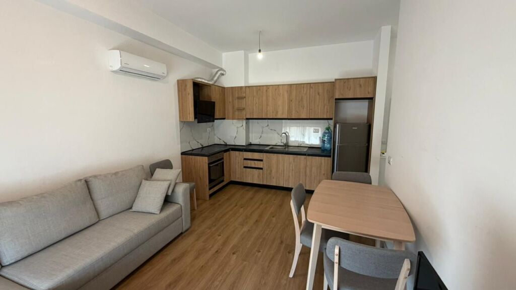 Apartament - Për Qira - Kompleksi Mangalem, Tiranë(ID: 530581012-32)