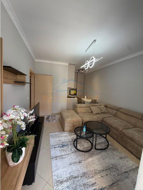 Qira, Apartament 1+1, Kompleksi Molla, Unaza e Re