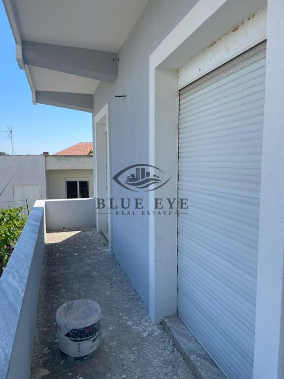 Villa su due piani in vendita a Durrës, ex fabbrica di mattoni