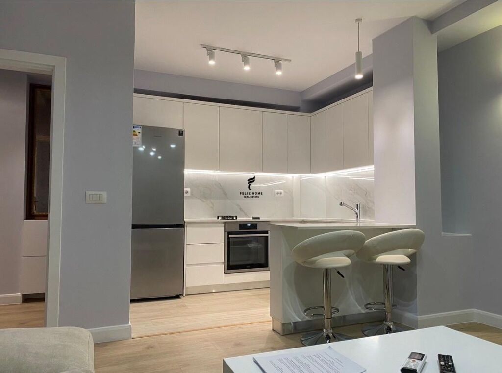 APARTAMENT ME QERA 1+1 SHESHI WILLSON 60.000 LEKE FH-80317