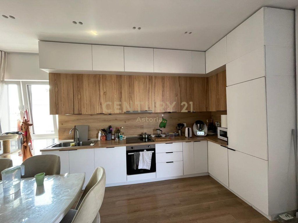 FOR RENT MODERN APARTMENT 3+1+2 WITH VERANDA – EMERALD CENTER, 5 MAJI STREET
