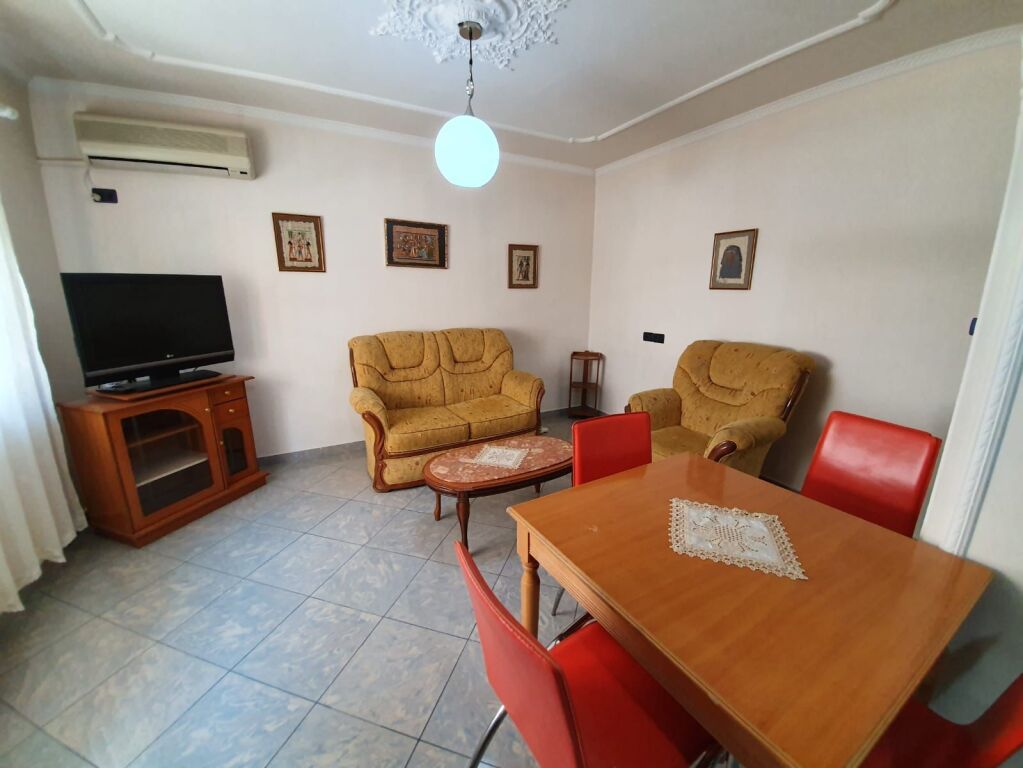 Apartament me qera - Myslym Shyri - Widok 2