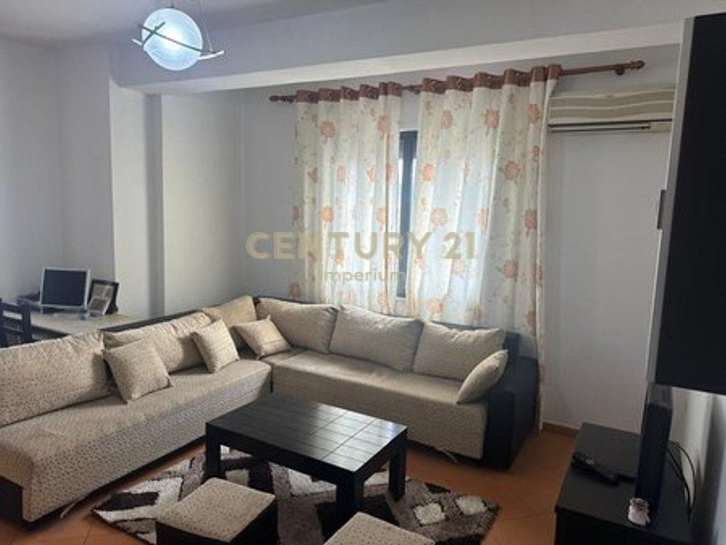 Appartamento 1+1 in Affitto a Yzberish, Tirana – 400€ | 76 m²