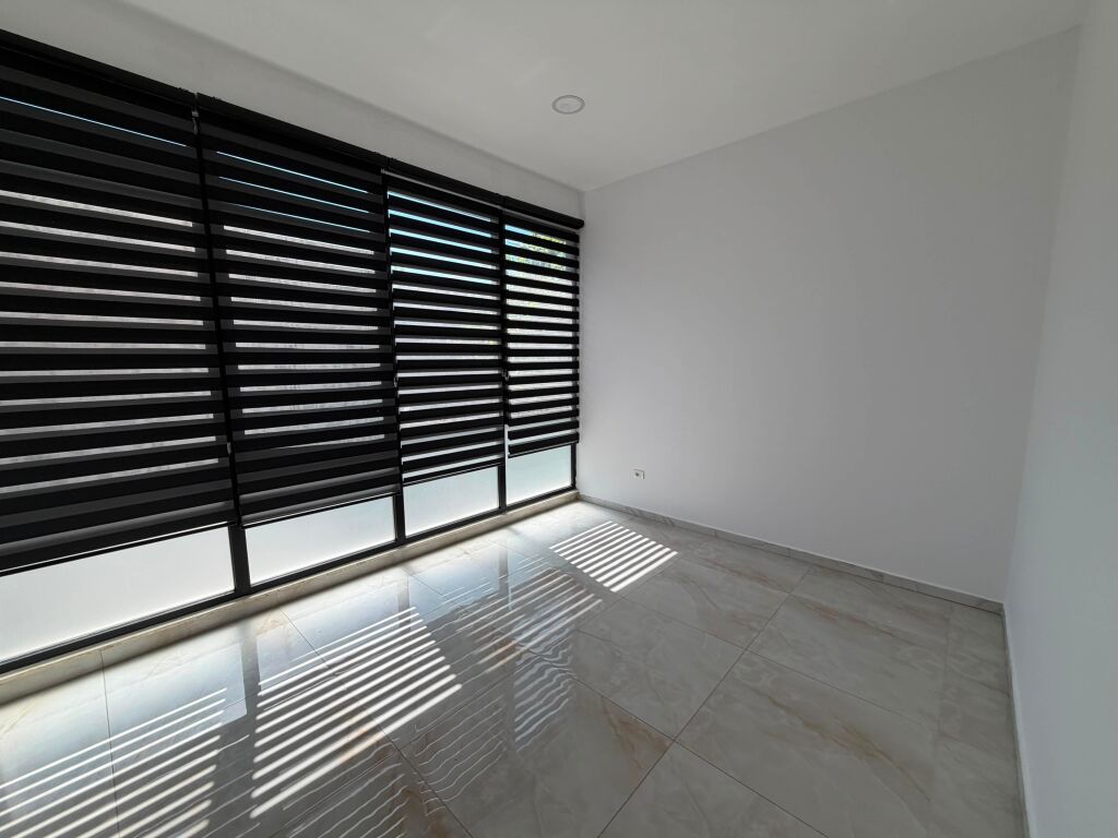 Business Premises for Rent Near Pharmacy 10