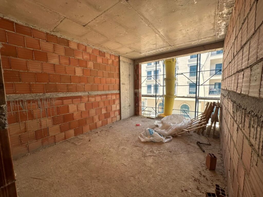 Shitet Apartament 1+1 , Sauk