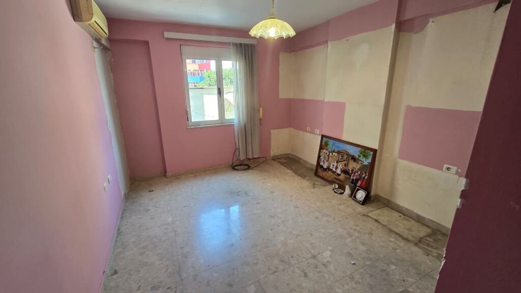 Studio apartment for sale in the center near Piazza in Tirana