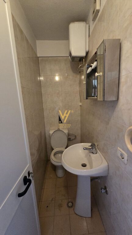 SHITET GARSONIERE 24 M2 TEK PIAZZA 79.000 EURO