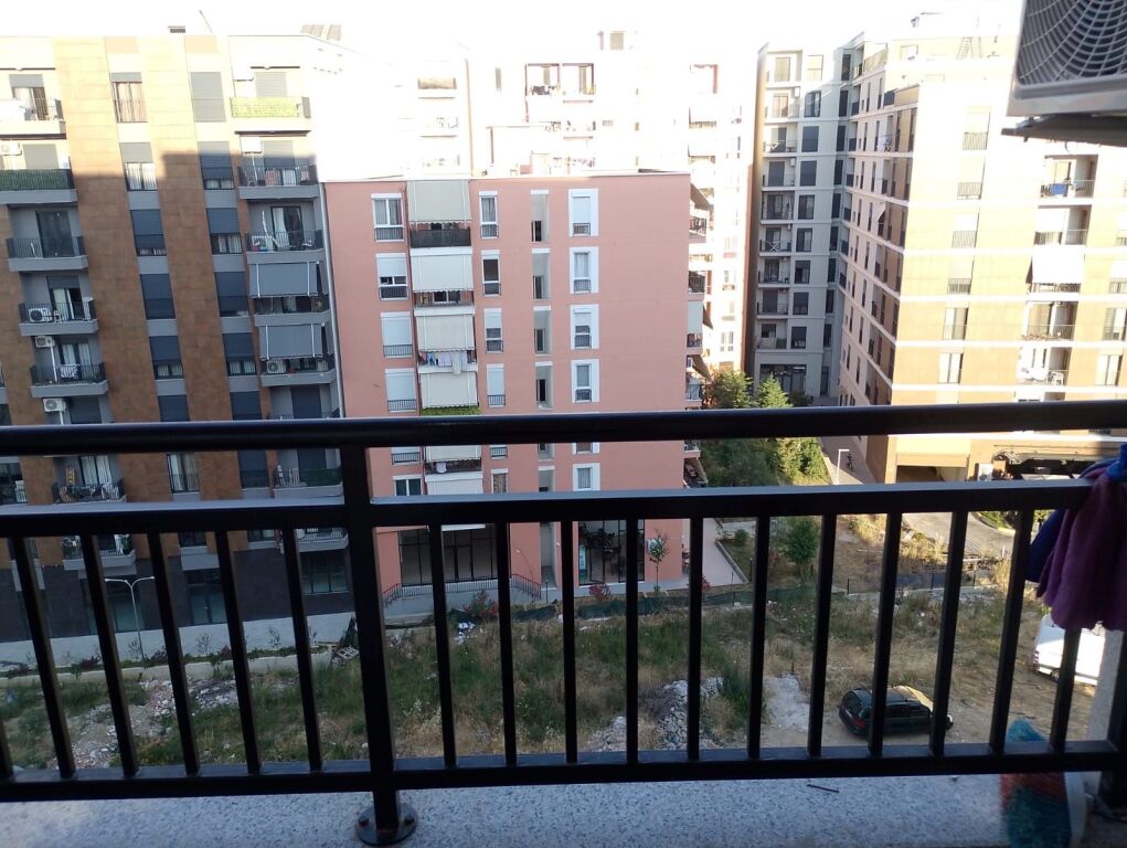1+1, te vila L2, astir, 450 euro me parkim