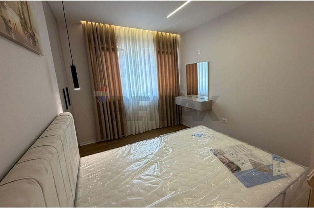 SHITET  APARTAMENT 2+1, MATERNITETI I RI