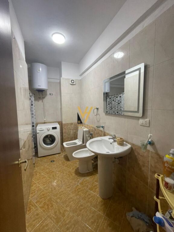SHITET APARTAMENT PAPAFINGO 2+1+BLK NE GOLEM 8.500.000 LEKE