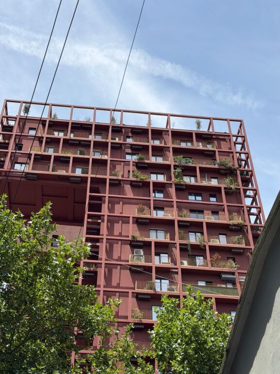 ✨ AMBIENT BIZNESI PREMIUM ME QERA – TIRANA GARDEN BUILDING ✨