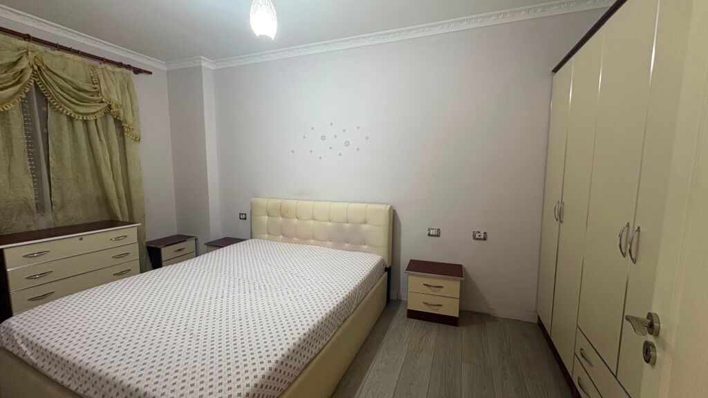 Affittasi 2+1+1 Astir vicino a Big Pjata 500 mila lek