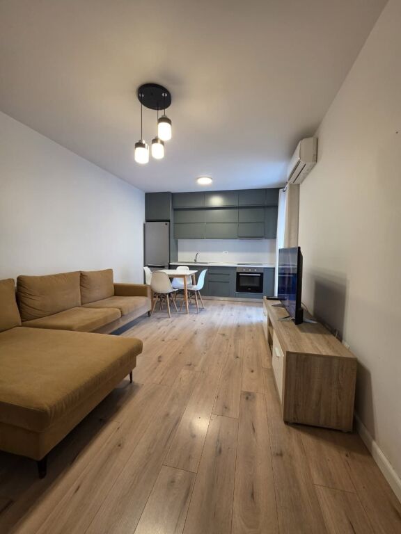 💥 In Affitto: Appartamento 1+1 📍SHALLVARET / TAIWAN | 100% NUOVO 🏡✨ 57 m² (3° Piano) | 65.000 Lek/Mese 🔥💥