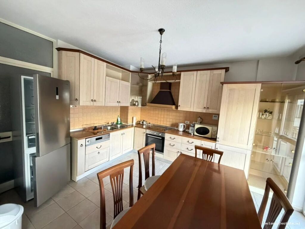 Apartament Duplex Me Qera 3+1+2 Tek Rruga Elbasanit (ID B230217) Tirane