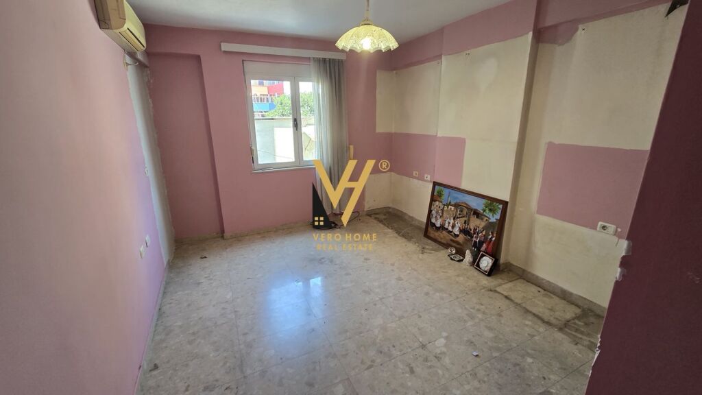 SHITET GARSONIERE 24 M2 TEK PIAZZA 79.000 EURO