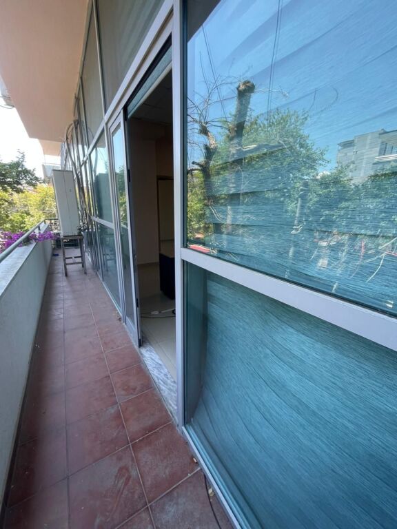 Business premises for rent near the sports palace in Durres