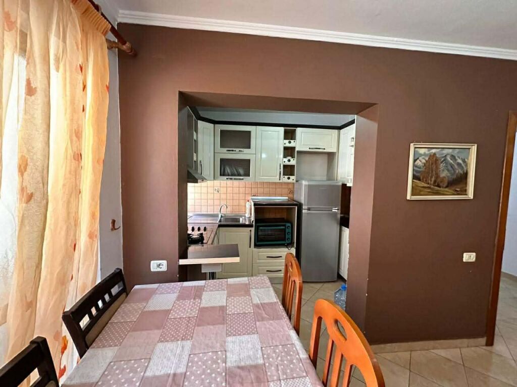 APARTAMENT 2+1 ME QIRA BRRYL