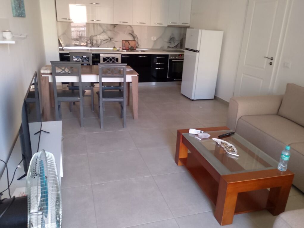 1+1, te vila L2, astir, 450 euro me parkim