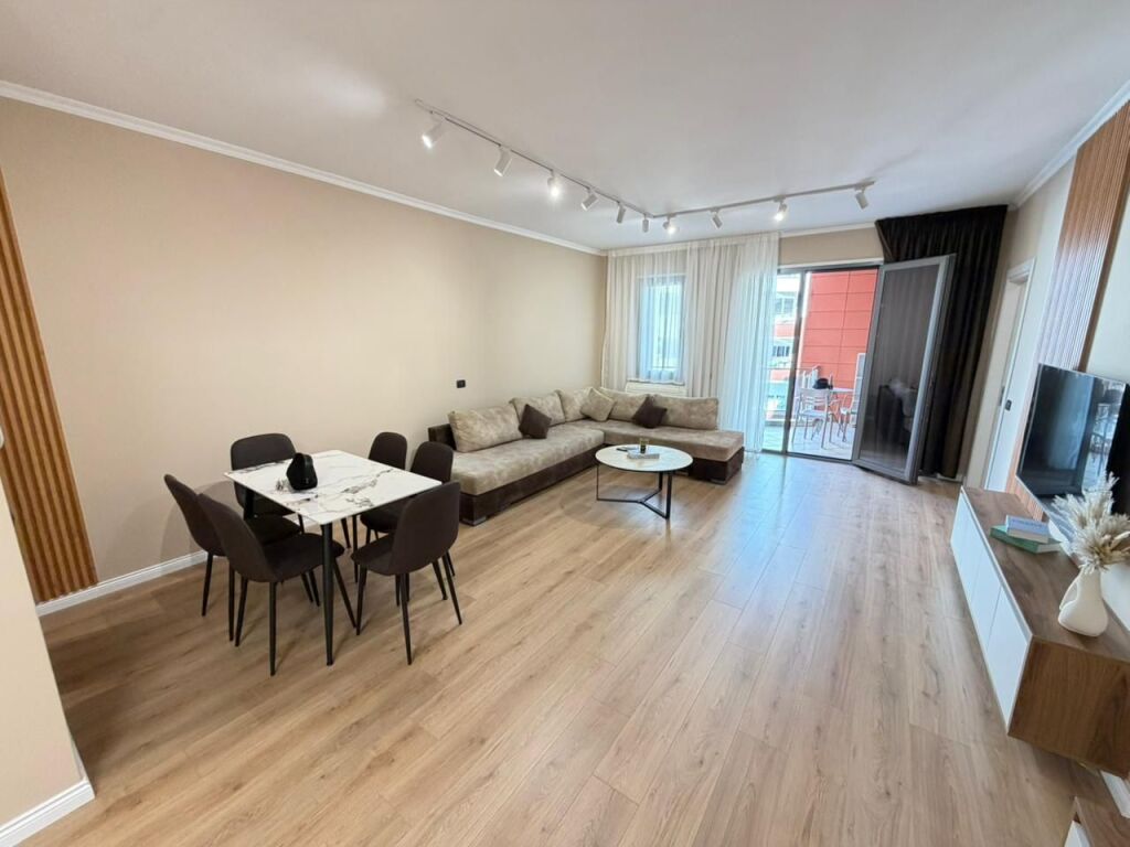 🏡 Apartment 1+1 + parking space for rent 📍 Kosovarëve Street, near Conad💶 Price: 950€/month