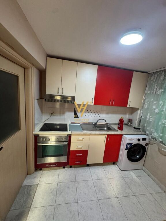 AFFITTASI APPARTAMENTO 1+1+BLK AL PAZARI I RI 40.000 LEKE