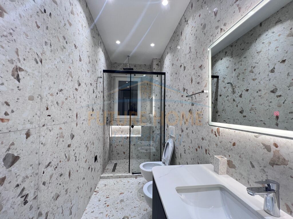 Rent, Apartment 1+1+Parking Space, Porcelan, Tirana.