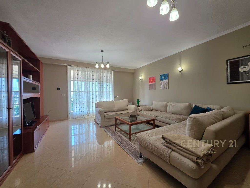For rent 2+1 apartment on Brigada vIII street in Bllok - 1200Euro