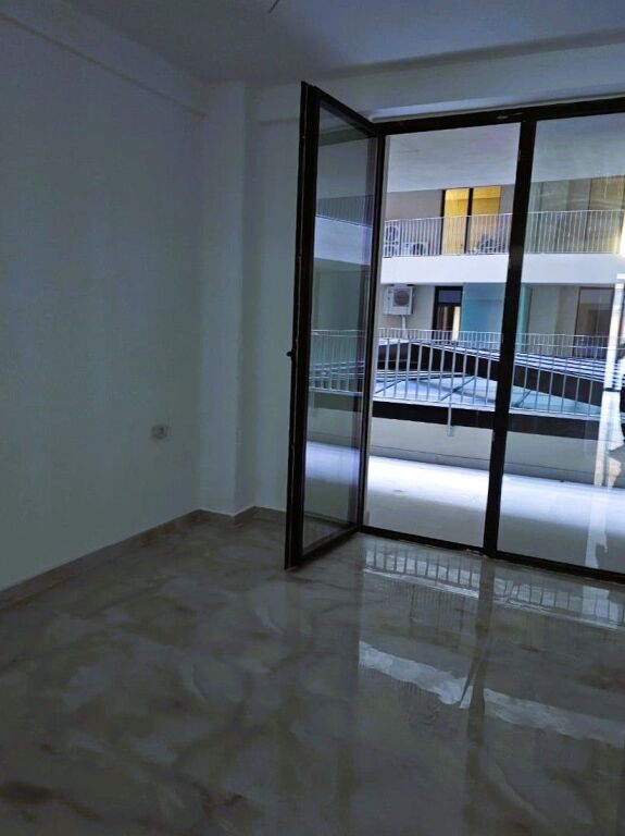 🏢 Jepet me qira ambient zyre – Rr. Mine Peza