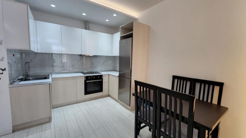 Apartament 2+1, Shkolla e Baletit! – pohled 3