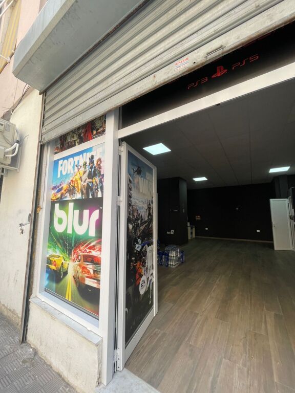 Locale commerciale in affitto vicino al Palazzo dello Sport, Durazzo