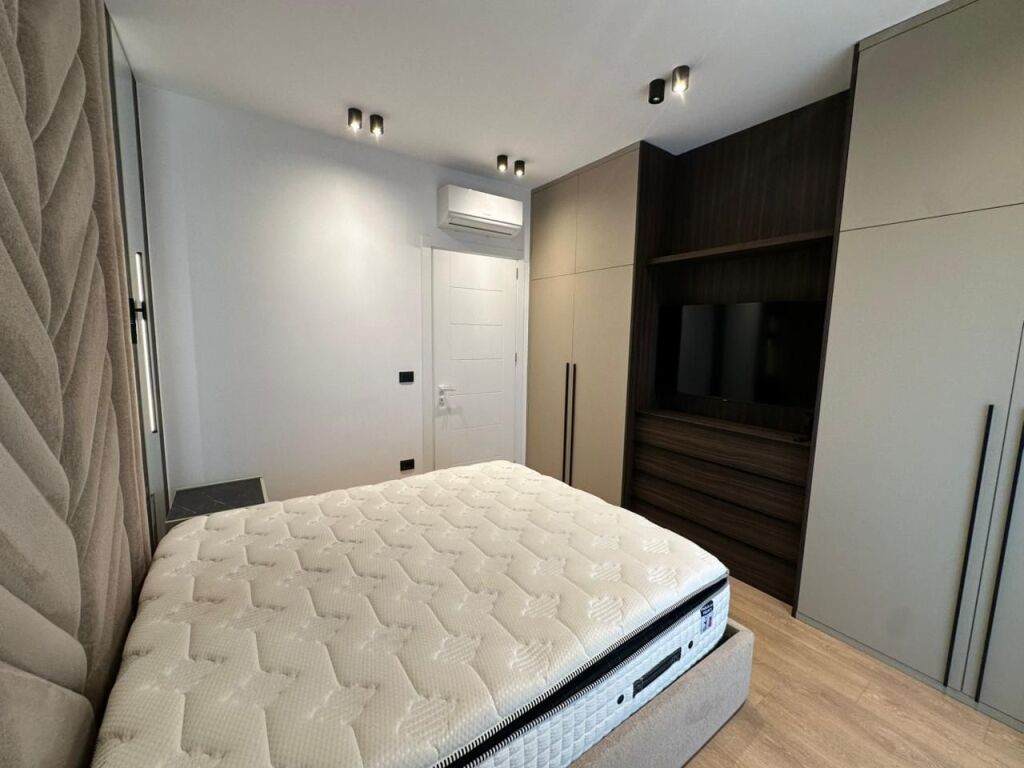 Apartment 1+1+Parking for rent at Residenca Erli in Porcelan.