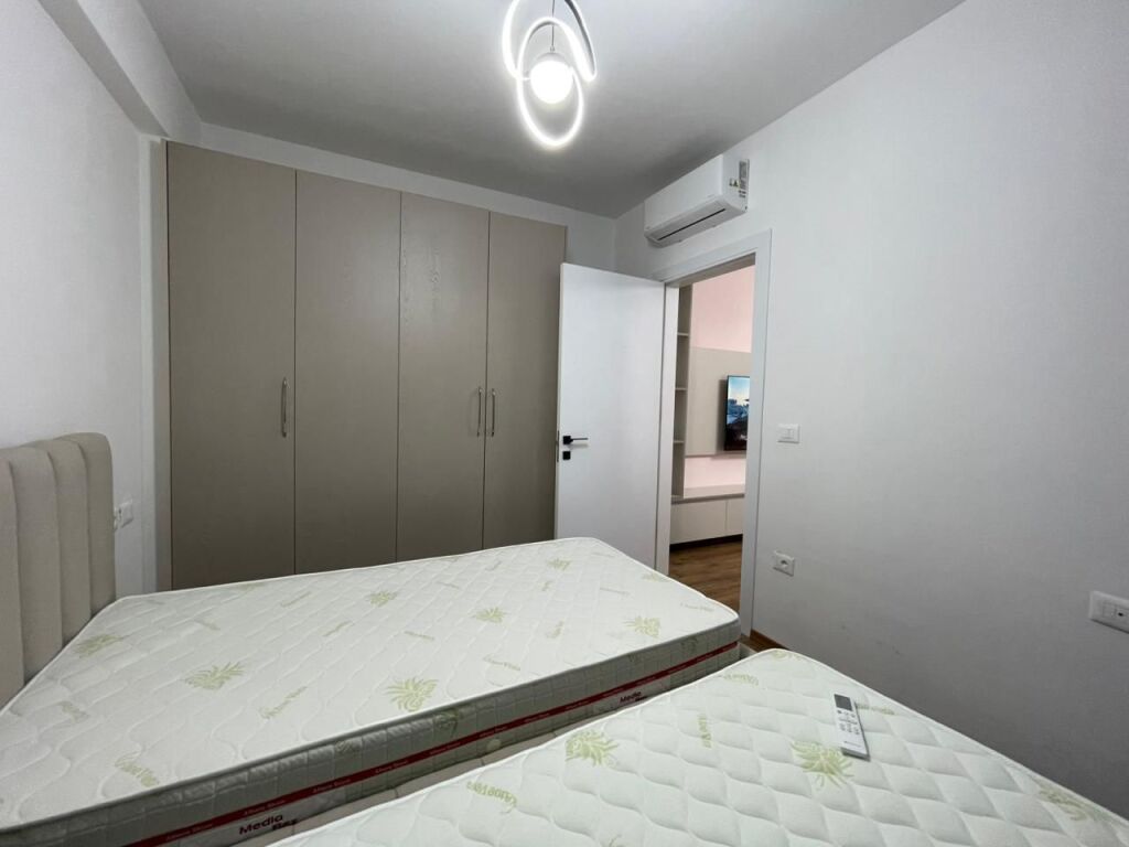 Apartment 2+1+Parking for rent at Kodra e Diellit 2.