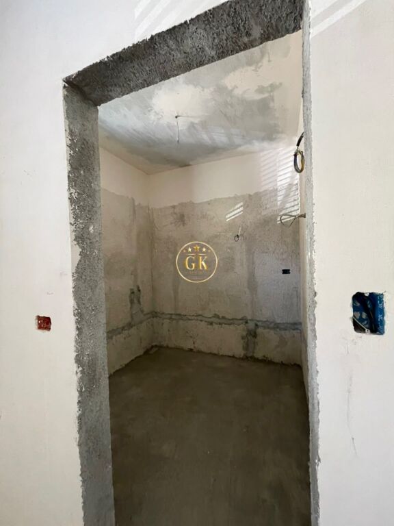 🏡 APARTAMENT 3+1 + 2 BANJO NË SHITJE – PRANE POLICISE DURRES