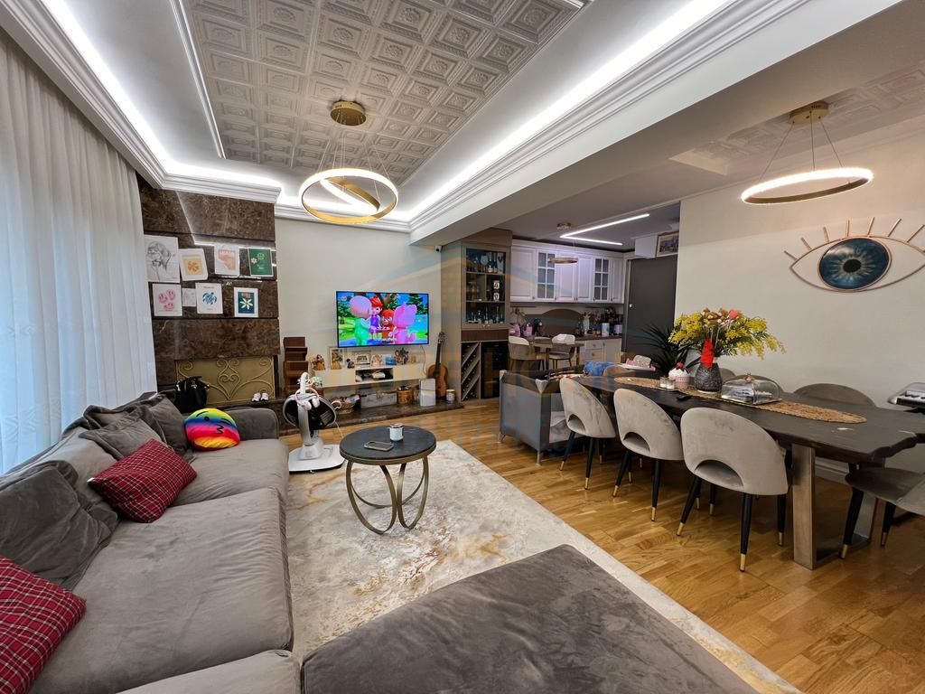 In vendita, Duplex 3+1+3+Veranda, Residenza Kodra e Diellit 2, Tirana.