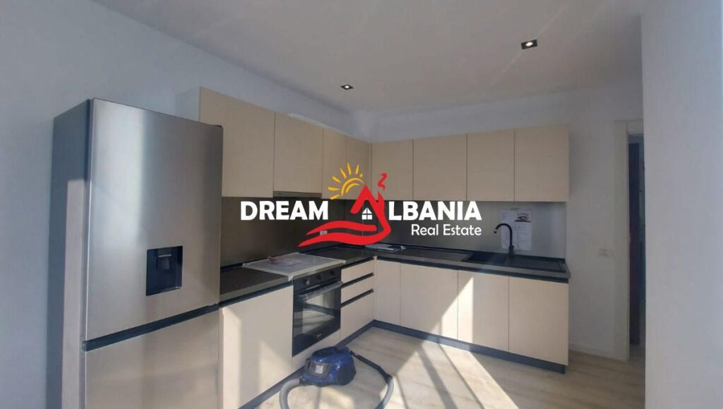 Apartment 2+1+2 for rent at the Former Exhibition near the Court in Tirana (ID 42214415)