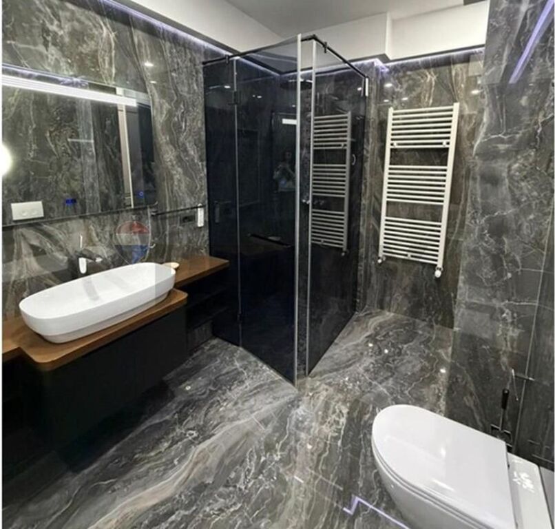 Shitet apartament 2+1 te Deliorgji.