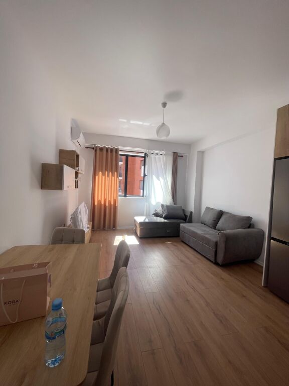 Qera: Apartament 1+1