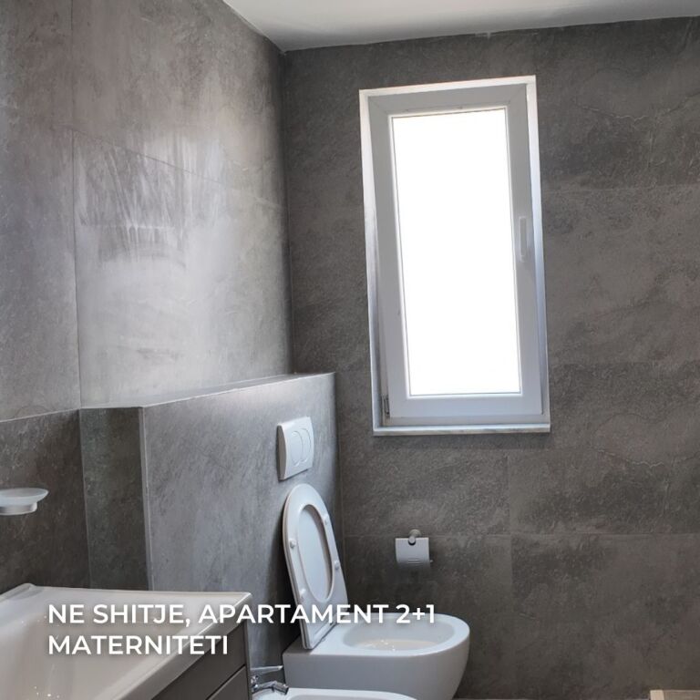 per shitje apartament 2+1 tek brryli afer maternitetit te ri