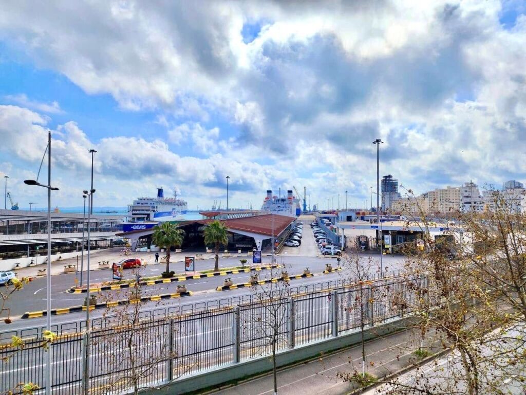 Apartament me Ballkon Panoramik pranë Durrës Marina
