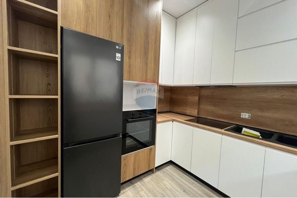 Apartament 2+1+2 Per Qira Ne Qender !